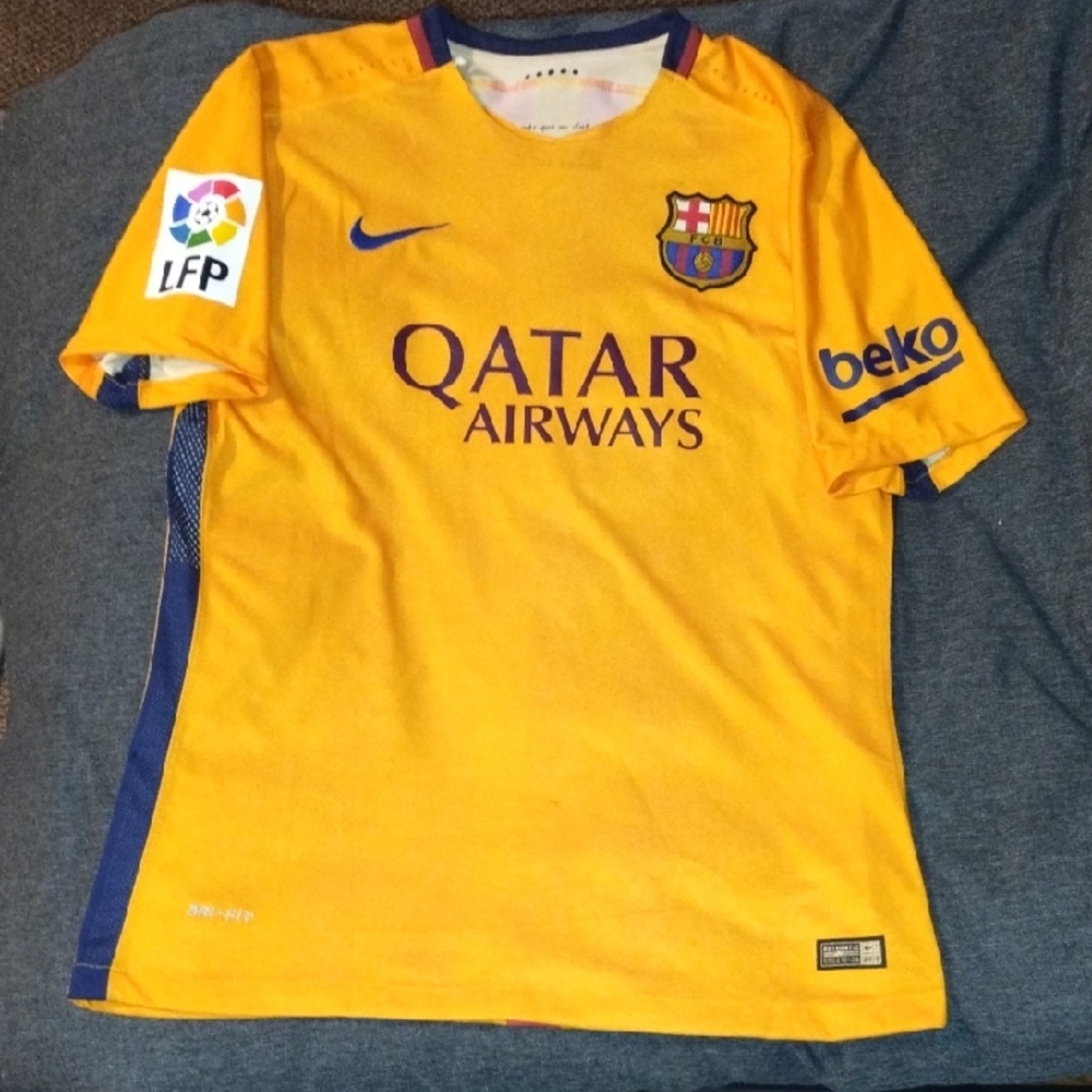 BARCELONA Neymar Jr 2015 -16 Sz Mens Med. AWAY Football SOCCER Jersey RARE USED